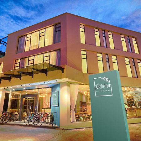 Bulatan Hostel Tanjong Aru Luaran gambar