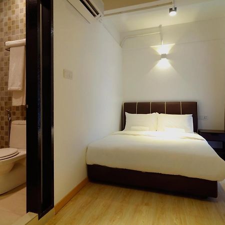 Bulatan Hostel Tanjong Aru Luaran gambar