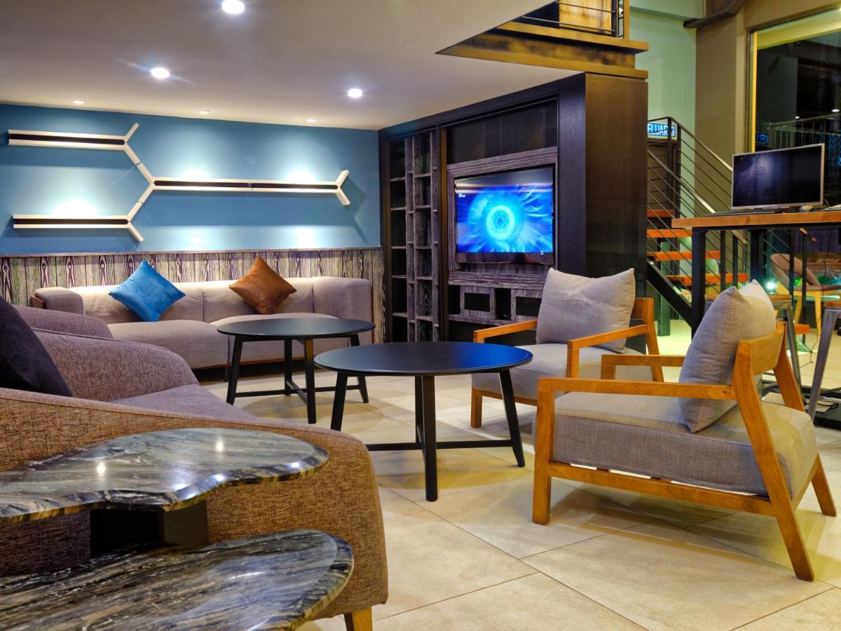 Bulatan Hostel Tanjong Aru Luaran gambar