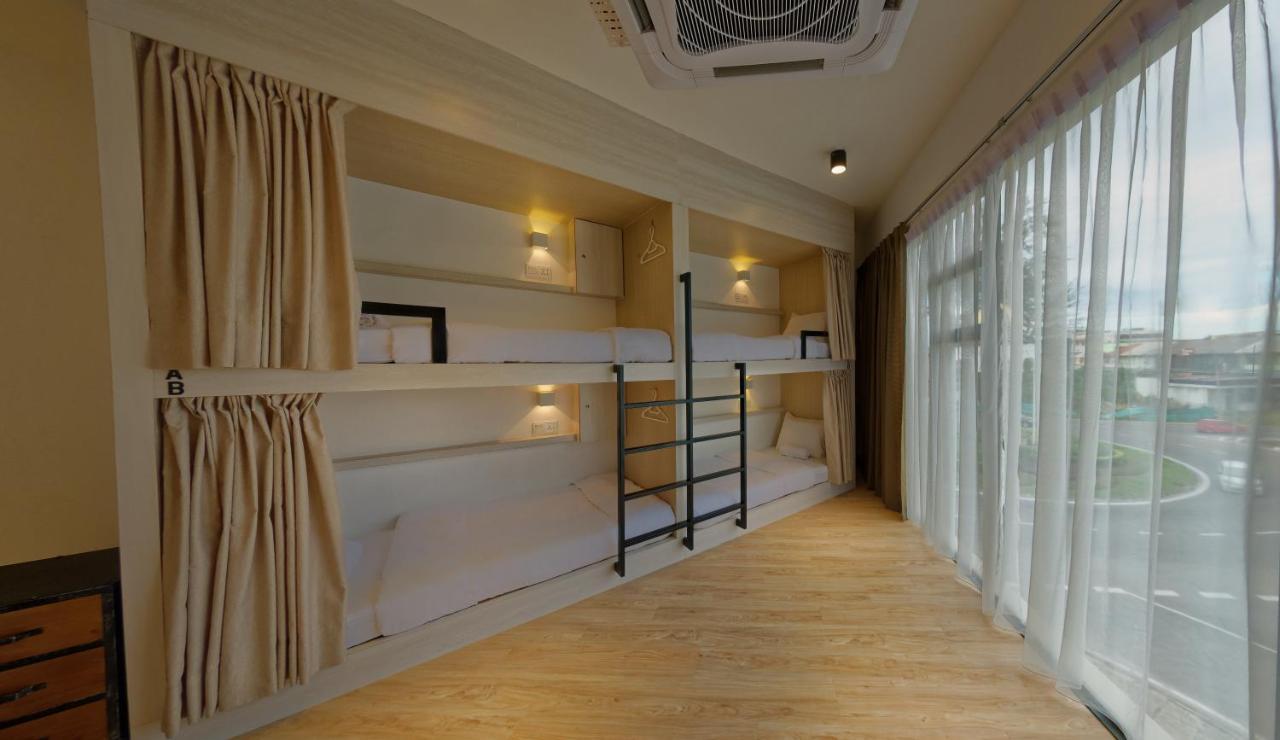 Bulatan Hostel Tanjong Aru Luaran gambar