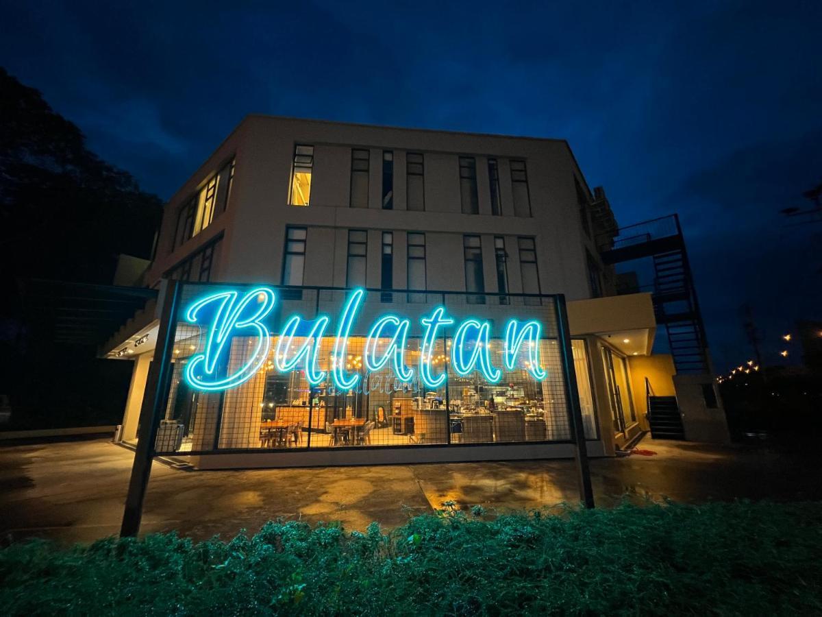 Bulatan Hostel Tanjong Aru Luaran gambar